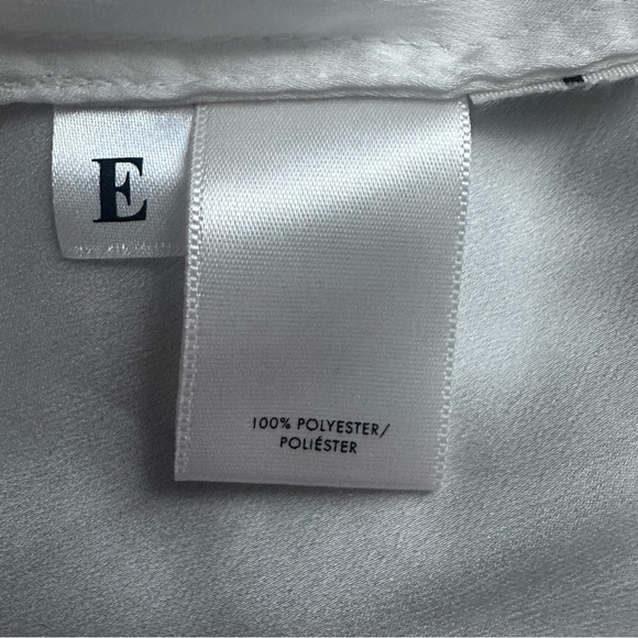 Ann Taylor White Ruffle Cold Shoulder Ladies Blouse Sz XL - Picture 8 of 9